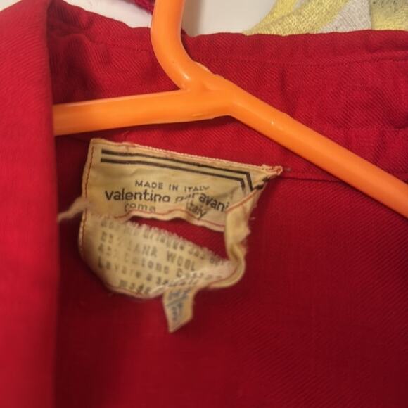 Valentino Garavani Red Casual Button Down Shirt - Picture 4 of 5